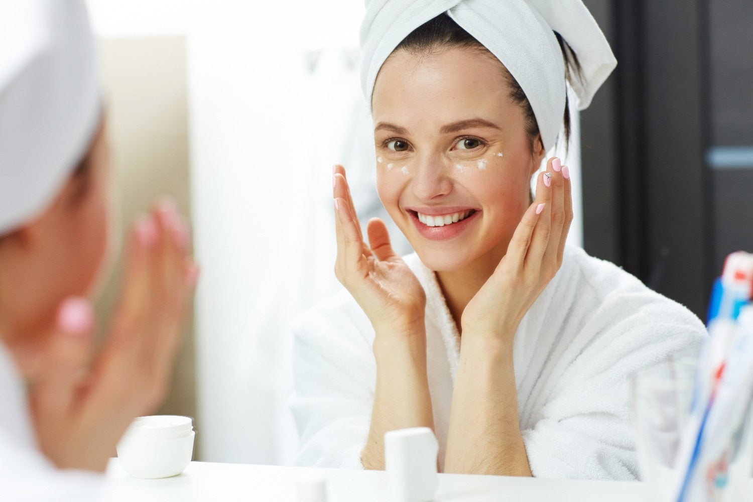 Why the Best Anti-Aging Creams Must Be Ayurvedic in Nature